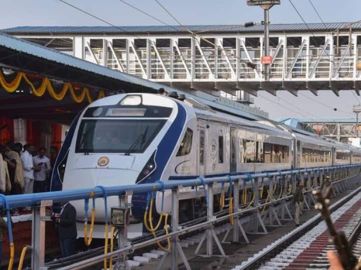 Vande Bharat Train to start in MP this April 2023 from Jabalpur to Indore Via Bhopal ANN Vande Bharat Train: अप्रैल में दौड़ेगी MP की पहली हाई स्पीड 'वंदे भारत', जबलपुर-भोपाल-इंदौर का सफर होगा दिलचस्प