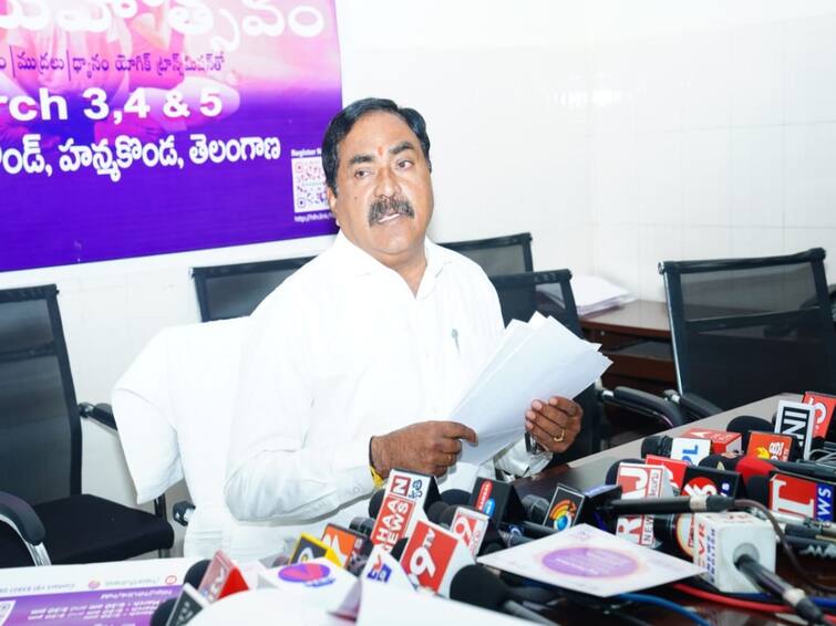 Hanamkonda Minister Errabelli Dayakar says Central govt giving award to Telangana not funds in Swachh Bharat DNN Minister Errabelli Dayakar Rao : స్వచ్ఛ సర్వేక్షన్ అవార్డుల్లో తెలంగాణ టాప్- కేంద్ర నిధులు ఇవ్వకున్నా, అవార్డులు ఇస్తుందని మంత్రి ఎర్రబెల్లి కామెంట్స్