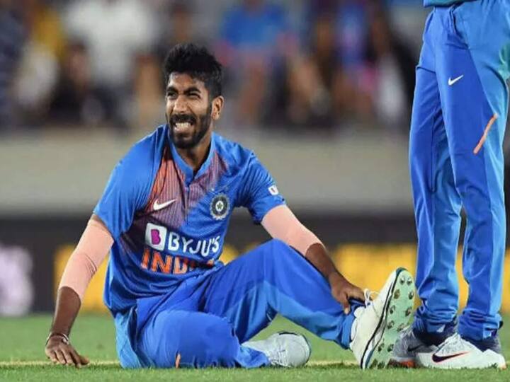 Jasprit Bumrah Injury Set to Miss IPL 2023 WTC Back Surgery Know Timeline of Indian Fast Bowler Bumrah Injuries Jasprit Bumrah Injury: பும்ராவுக்கு இப்படி ஒரு நிலைமையா..? இவ்ளோ சீரிஸ் மிஸ் பண்ணிருக்காரா..?