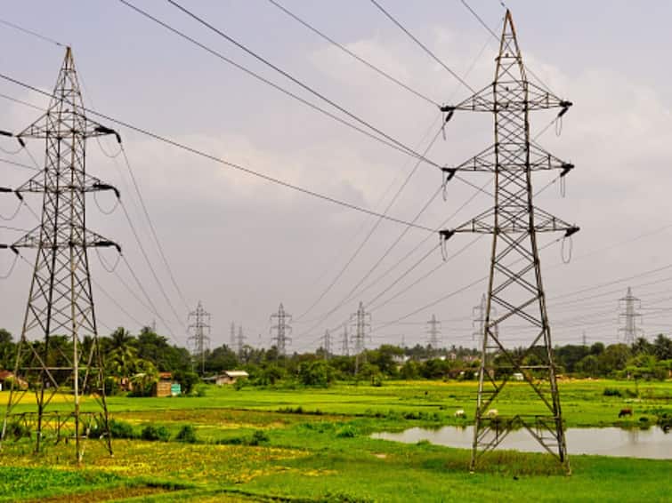 India's Power Consumption Rises Over 9 Per Cent To 117.84 Billion Units In February India's Power Consumption Rises Over 9 Per Cent To 117.84 Billion Units In February