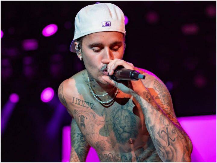 इसके बाद बिजनेसमैन स्कूटर ब्रॉन ने उन्हें संगीत की दुनिया में एक धमाकेदार एंट्री के लिए तैयार किया.