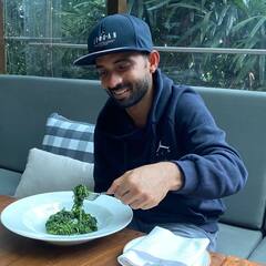 Photos: भारतीय टीम से खेलने वाले इन क्रिकेटर्स ने जमकर की है पढ़ाई, क्वालिफिकेशन जानकर हो जाएंगे हैरान