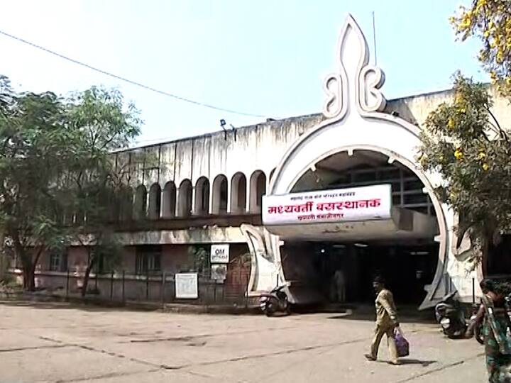 औरंगाबाद जिल्ह्याचे नाव बदलून छत्रपती संभाजीनगर करण्याच्या निर्णयाला केंद्राने परवानगी दिली आहे.