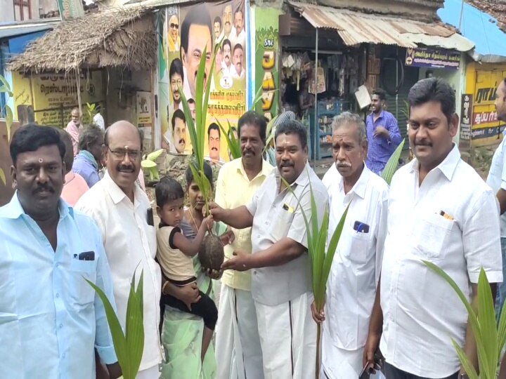 CM Stalin Birthday: முதல்வர் ஸ்டாலின் பிறந்தநாளில் பிறந்த குழந்தைகளுக்கு வெள்ளி ஸ்பூன் வழங்கிய திமுகவினர்