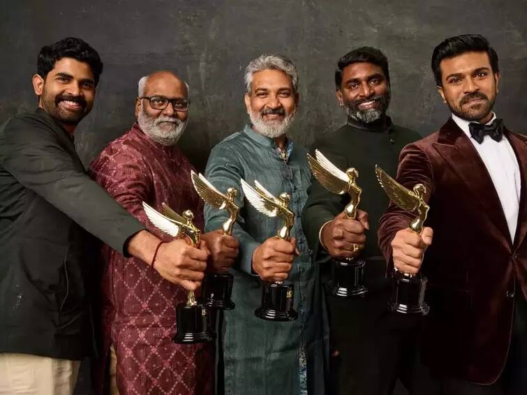 SS Rajamouli says 'RRR is not nationalistic'; Opens up about Naatu Naatu's winning chances at Oscars Oscarsમાં RRRની જીતની સંભાવનાને લઈને એસએસ રાજામૌલીએ આપી આવી પ્રતિક્રિયા