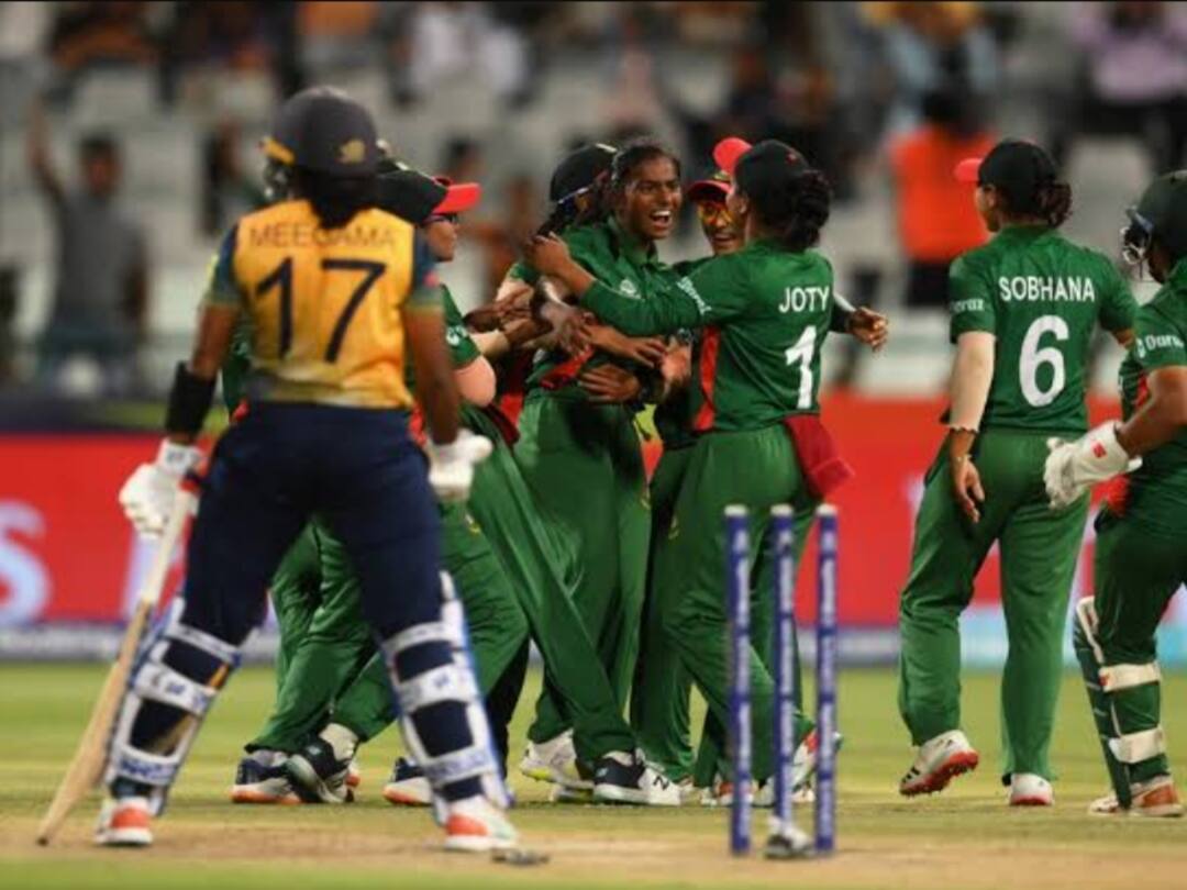 இக்கட்டான நிலையில் சிங்கிளாக சீறி அணியை மீட்ட சிங்கபெண்கள்.. ஐசிசி வெளியிட்ட 5 பிரேக்கவுட் வீராங்கனைகள்!