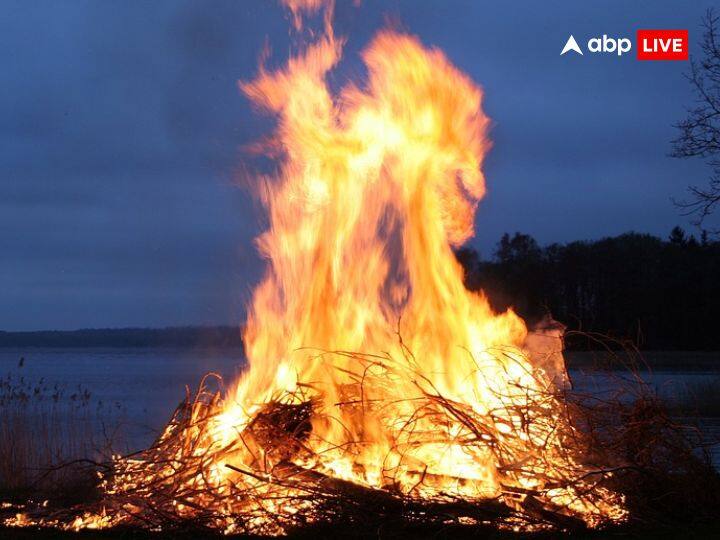 Holika Dahan 2023: होलिका दहन की रात होती है विशेष, कर लें ये टोटके, शादी और तरक्की में आ रही बाधाएं होंगी दूर Holika Dahan 2023 upay India Holi Bhasma Home Remedies Totke for Money Happiness Holika Dahan 2023: होलिका दहन की रात होती है विशेष, कर लें ये टोटके, शादी और तरक्की में आ रही बाधाएं होंगी दूर