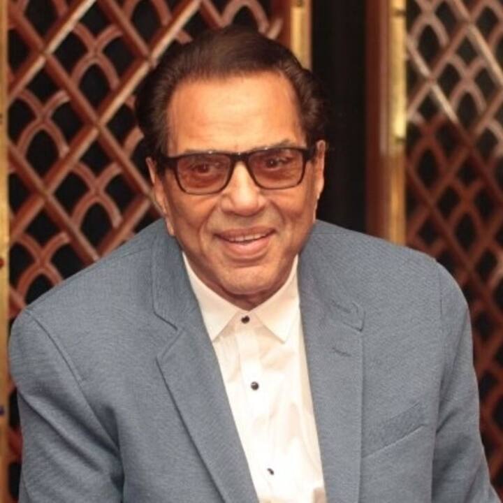 दिग्गज एक्टर धर्मेंद्र को भी जान को खतरा बताया जा रहा है. माना जा रहा है कि वह मुकेश अंबानी और अमिताभ बच्चन को धमकी देने वालों के निशाने पर हैं.