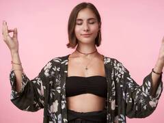 रात में ब्रा पहनकर सोना चाहिए या नहीं? कर लें अपना कंफ्यूजन दूर... नहीं तो हो सकते हैं इस बीमारी का शिकार