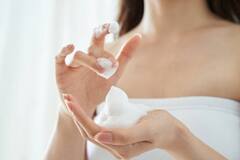 Skincare Routine : முகத்தில் மேக் கப் போடுவதற்கு முன் என்ன செய்ய வேண்டும்?..சில டிப்ஸ் இங்கே!