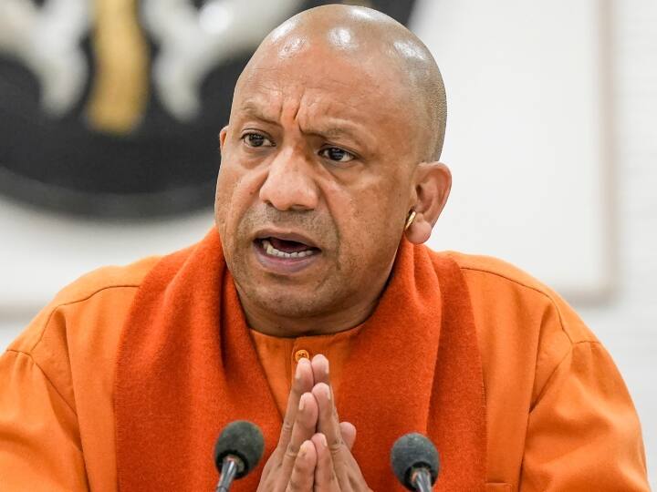 CM Yogi Adityanath replied to Akhilesh Yadav in up assembly, Said You given one district one mafia UP Assembly: 'आपने वन डिस्ट्रिक्ट, वन माफिया दिया था', CM योगी ने अखिलेश यादव को विधानसभा में दिया जवाब