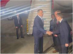 यूक्रेन से युद्ध के बीच भारत पहुंचे रूसी विदेश मंत्री सर्गेई लावरोव, दौरे का ये है खास मकसद