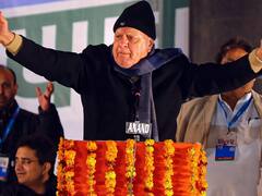 'पीएम मोदी के खिलाफ क्यों नहीं हो सकते हैं चेहरा', फारूक अब्दुल्ला ने इस नेता का लिया नाम