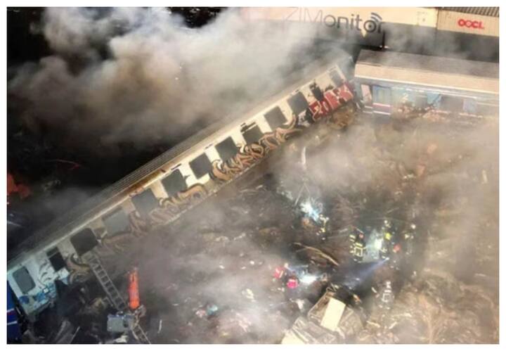 Greece Train Accident 32 people died the death toll may increase further Greece Train Accident: ग्रीस में भीषण ट्रेन हादसा, 32 लोगों की मौत, अभी और बढ़ सकता है मरने वालों का आंकड़ा