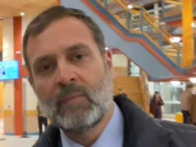 राहुल सध्या यूके दौऱ्यावर आहेत. तिथे ते केंब्रिज विद्यापीठात व्याख्यान देणार आहेत.