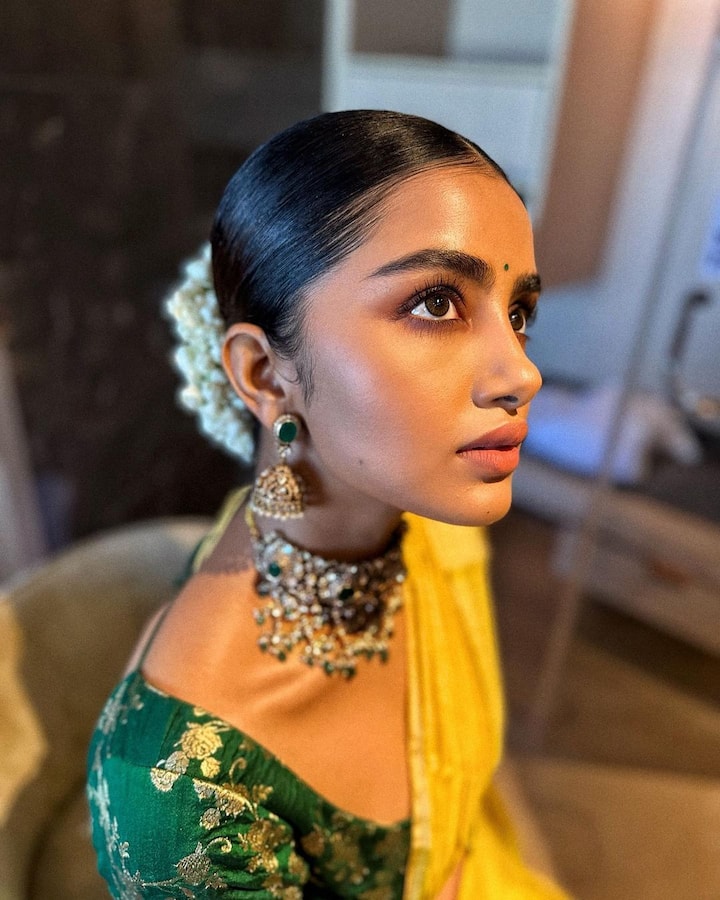 అనుపమా పరమేశ్వరన్ అందమైన ఫోటోలు  -Image Credit: Anupama Parameswaran/Instagram