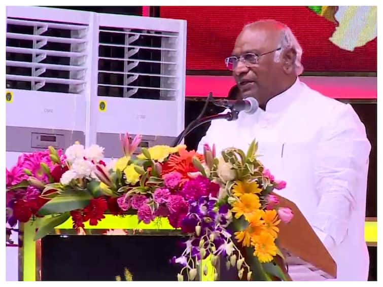 'Congress Stresses On Oppn Unity For 2024 Polls, PM Candidate Not The Question': Mallikarjun Kharge At DMK Event Not Declaring PM Candidate, Want Oppn Unity: Congress President Kharge At DMK Event