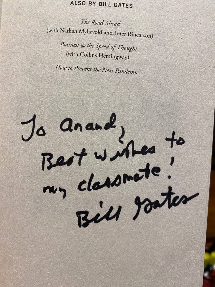 महिंद्रा ग्रुपचे चेअरमन आनंद महिंद्रा यांनी देखील बिल गेट्स यांची भेट घेतली.