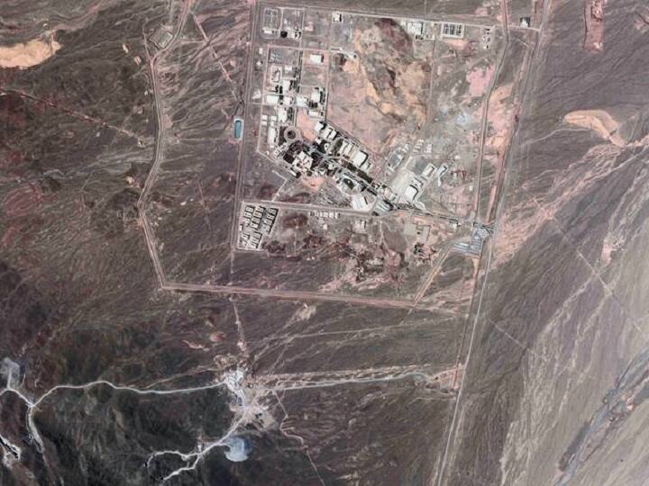 Iran Nuclear Program: Near Bomb-Grade Level Uranium Found in Irani atomic Plant, Says United Nations IAEA Atom Bomb बना रहा ईरान! UN की एजेंसी का दावा- अंडरग्राउंड न्यूक्लियर प्लांट में छुपा रखा है संवर्धित यूरेनियम
