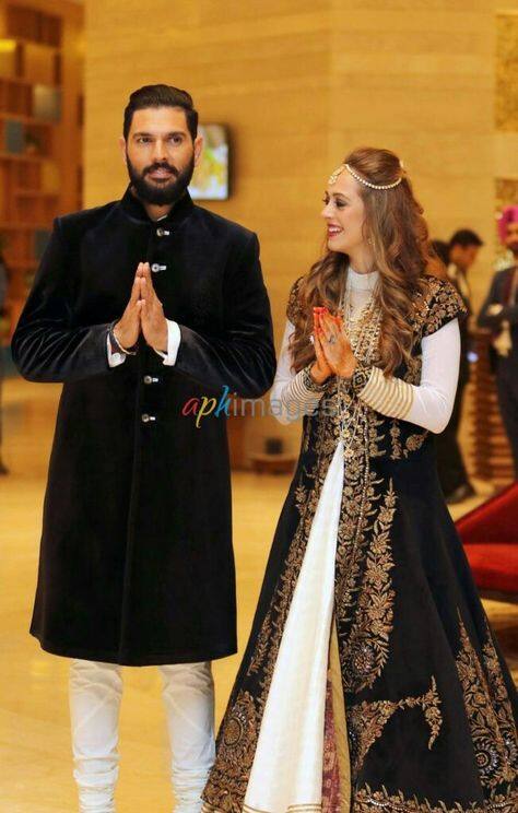 ਬੱਸ ਫਿਰ ਕੀ ਸੀ, 20 ਨਵੰਬਰ 2016 ਨੂੰ ਯੁਵਰਾਜ ਸੇਹਰਾ ਨੂੰ ਸਜਾਉਣ ਤੋਂ ਬਾਅਦ ਘੋੜੀ 'ਤੇ ਸਵਾਰ ਹੋ ਕੇ ਹੇਜ਼ਲ ਦੇ ਘਰ ਪਹੁੰਚਿਆ ਅਤੇ ਉਸ ਨੂੰ ਆਪਣੀ ਦੁਲਹਨ ਬਣਾ ਕੇ ਲਿਆਇਆ।