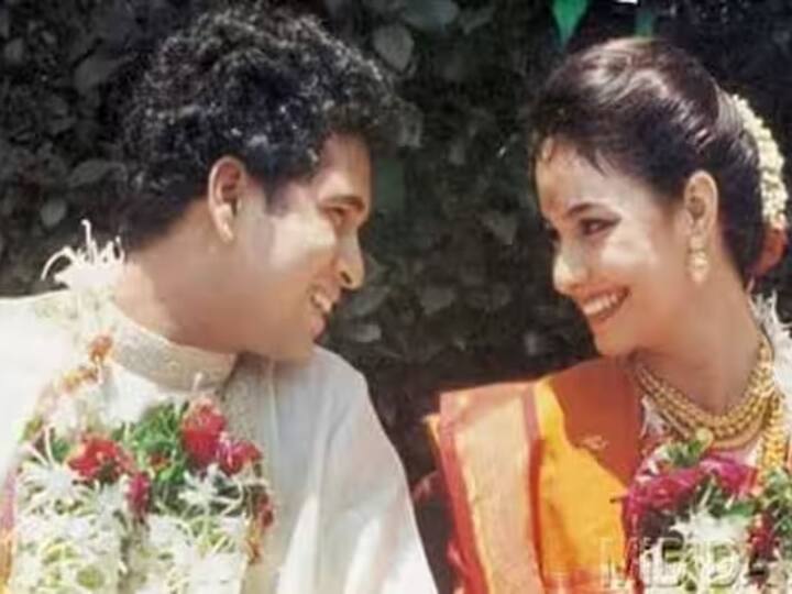 सचिन तेंडुलकर आणि अंजली हे पाहिल्या नजरेतच एकमेकांच्या प्रेमात पडले.