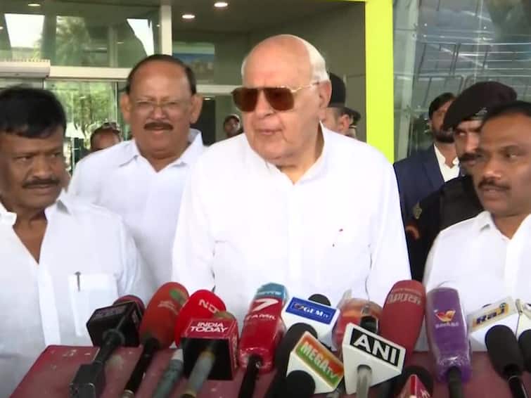 'Nothing Wrong In It': Farooq Abdullah Backs DMK Chief Stalin As PM Candidate 'Nothing Wrong In It': Farooq Abdullah Backs DMK Chief Stalin As PM Candidate