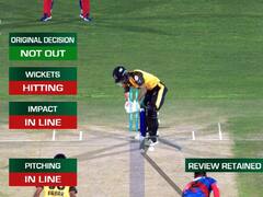 PSL में मोहम्मद आमिर ने बरपाया कहर, पहले ही ओवर में चटकाए दो बड़े विकेट