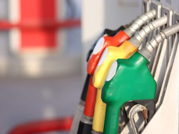 diesel petrol price on 27 March in madhya-pradesh and rajasthan Bhopal jaipur indore Petrol-Diesel Price: अंतरराष्ट्रीय बाजार में बढ़ रही हैं कीमतें, जानें आपके शहर में क्या है डीजल-पेट्रोल का भाव