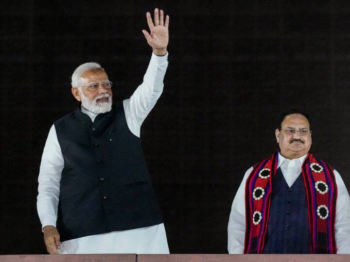 मोदी ने कहा कि उन्हें इस बात का संतोष है कि प्रधानमंत्री के कार्यकाल के दौरान उन्होंने बार-बार पूर्वोत्तर के राज्यों का दौरा किया और वहां के लोगों के दिलों को जीता.(फोटो-PTI)