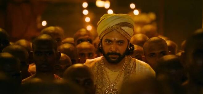 மக்களிடையே நல்ல வரவேற்பை பெற்ற இப்படம், நல்ல வசூலை ஈட்டியது.