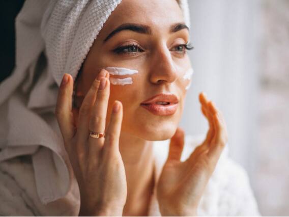 Skin Care Tips: Try these cheap but effective remedies for natural skin lightening that gives a parlor-like glow Skin Care Tips: Try these cheap but effective remedies for natural skin lightening that gives a parlor-like glow