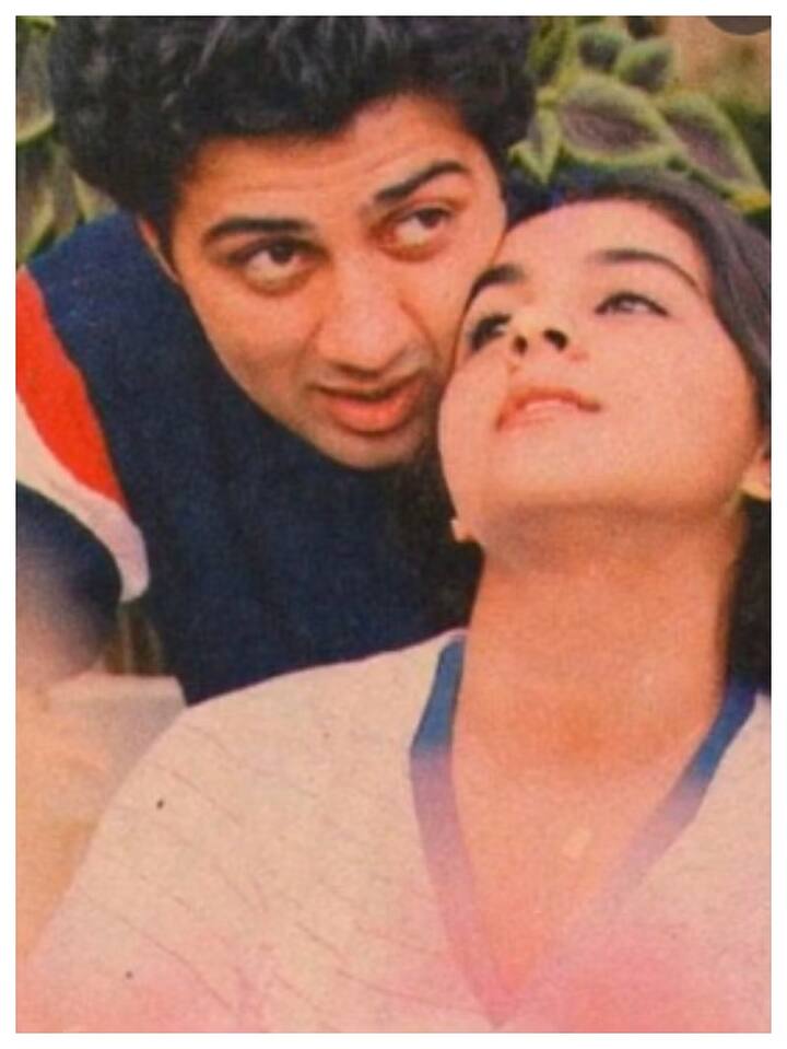 लेकिन उस वक्त सनी के प्यार में दीवानी अमृता सिंह ये नहीं जानती थी कि सनी का रिश्ता पूजा से है. जब एक्ट्रेस को इस बात की भनक लगी तो उन्हें गहरा सदमा पहुंचा और उन्होंने सनी से अपने सारे रिश्ते तोड़ लिए.