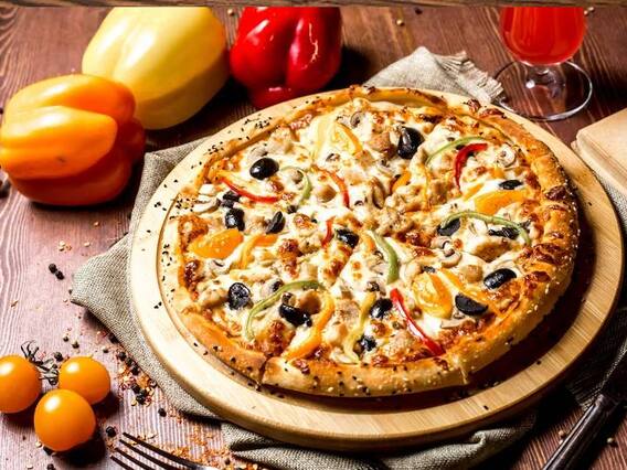 Olive Corn Pizza Recipe: खास तरह का पिज्जा खाने का है मन तो एक बार जरूर घर पर बनाएं कॉर्न- ओलिव्स से बने पिज्जा