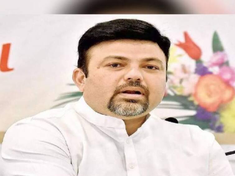 Pune By-poll election result 2023 Ashish Deshmukh statement on Devendra Fadnavis constituency after Pune By-poll election result पुण्याच्या कसब्यात जे झालं, तेच फडणवीसांच्या मतदारसंघात होईल; काँग्रेस नेते आशिष देशमुखांचं वक्तव्य चर्चेत