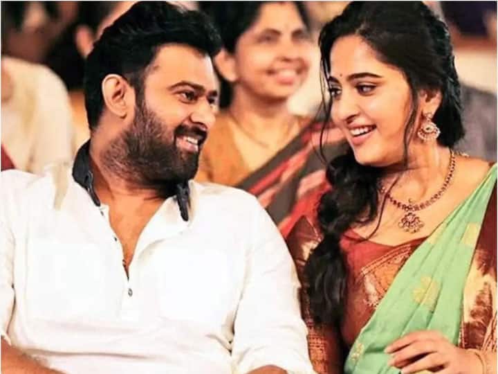 Prabhas और Anushka Shetty ने आखिर क्यों बना ली एक दूसरे से दूरी, कभी होती थी इनके अफेयर की चर्चा Prabhas reportedly distanced himself from Anushka shetty as result of the rumours about her alleged relationship Prabhas और Anushka Shetty ने आखिर क्यों बना ली एक दूसरे से दूरी, कभी होती थी इनके अफेयर की चर्चा