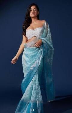 Ishita Dutta: ਸਟ੍ਰੈਪਲੇਸ ਬਲਾਊਜ਼ 'ਚ ਬੇੱਹਦ ਖੂਬਸੂਰਤ ਦਿਖੀ ਇਸ਼ਿਤਾ ਦੱਤਾ, ਖੂਬਸੂਰਤੀ ਤੋਂ ਪ੍ਰਭਾਵਿਤ ਹੋਏ ਪ੍ਰਸ਼ੰਸਕ