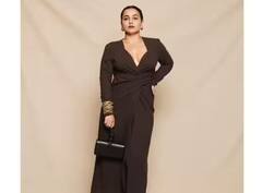 ਕਰੋੜਾਂ ਨਹੀਂ ਅਰਬਾਂ ਦੀ ਮਾਲਕਣ ਹੈ ਵਿਦਿਆ ਬਾਲਨ , ਫ਼ਿਲਮਾਂ ਤੋਂ ਦੂਰ ਰਹਿ ਕੇ ਵੀ ਕਰਦੀ ਐਨੀ ਕਮਾਈ , ਜਾਇਦਾਦ ਜਾਣ ਕੇ ਹੋ ਜਾਵੋਗੇ ਹੈਰਾਨ