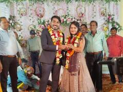 दिल्ली में सनसनीखेज घटना, DGCA के अधिकारी ने की आत्महत्या, 24 घंटे के भीतर पत्नी ने भी किया सुसाइड