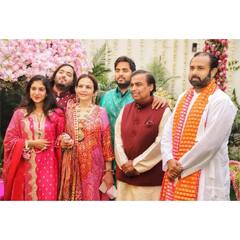 Radhika Anant Ambani: राजस्थान के नाथद्वारा में हुआ था अनंत अंबानी और राधिका मर्चेंट का रोका, सेरेमनी की इनसाइड तस्वीरें आईं सामने