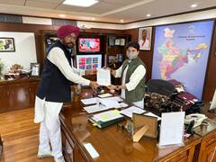 पंजाब के कैबिनेट मंत्री ने ज्योतिरादित्य सिंधिया से की मुलाकात, आखिर क्या है वजह?