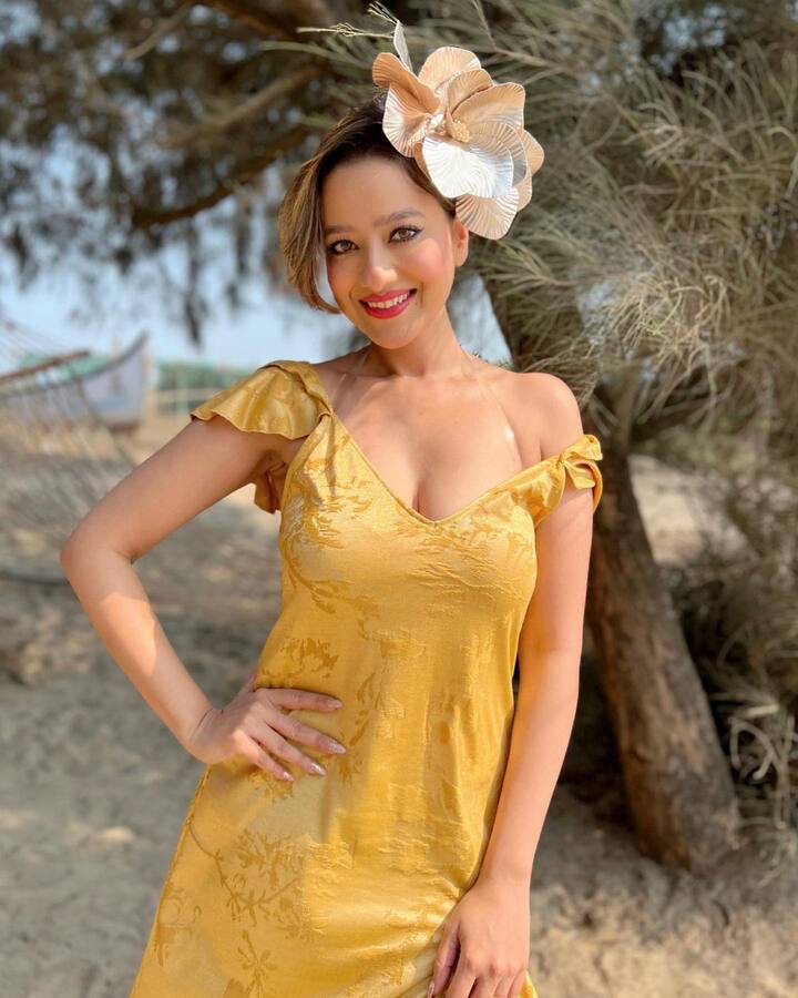 'અનુપમા' ફેમ કાવ્યા એટલે કે મદાલસા શર્માએ હાલમાં જ તેની કિલર સ્ટાઈલ બતાવી છે, જેણે તેના ફેન્સને ચોંકાવી દીધા છે.