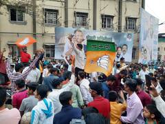 Ashwini jagtap : एकीकडे विजयाचा जल्लोश अन् दुसरीकडे लक्ष्मण जगतापांची उणीव; पाणावलेल्या डोळ्यांनी अश्विनी जगताप जल्लोषात सहभागी