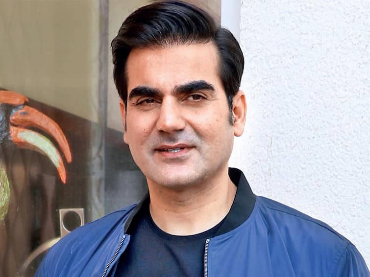 Arbaaz Khan says relationship with stepmom Helen was an emotional accident for his father Salim Khan Arbaaz Khanને સલીમ ખાનના હેલન સાથેના સંબંધો વિશે કર્યો ખુલાસો, કહી આ વાત