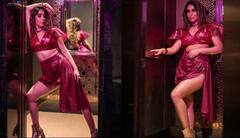 Neha Bhasin: ਸ਼ਾਰਟ ਸਕਰਟ ਪਾ ਕੇ ਨੇਹਾ ਭਸੀਨ ਨੇ ਆਪਣੇ ਸਟਾਈਲਿਸ਼ ਲੁੱਕ ਨਾਲ ਮਚਾਈ ਤਬਾਹੀ, ਗਾਇਕਾ ਦੀ ਫਿਟਨੈੱਸ ਦੇਖ ਪ੍ਰਸ਼ੰਸਕ ਹੋਏ ਹੈਰਾਨ