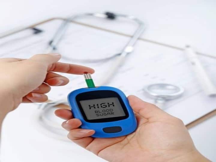Don’t you have diabetes too?  If you see these symptoms, talk to the doctor immediately