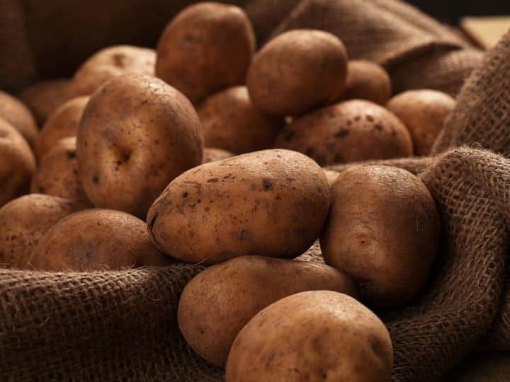 Experts Say Potatoes Are Safe To Store In Fridge Now अब 'आलू' को लंबे समय तक फ्रिज में रखना सुरक्षित, नहीं होंगे जल्दी खराब, स्टडी में दावा