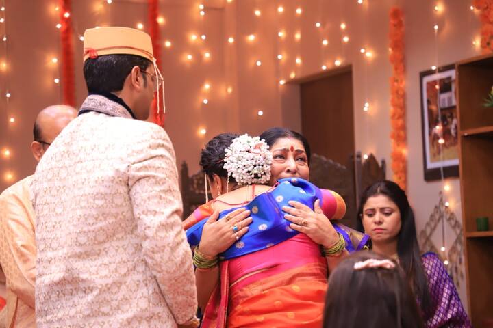 'आई कुठे काय करते' या मालिकेत अरुंधती आणि आशुतोष लग्नबंधनात अडकणार आहेत.