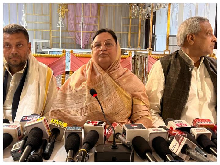 Former MP Meena Singh Resigns From JD(U), Says Upset Over Nitish Declaring Tejashwi As His Successor Former MP Meena Singh Resigns From JD(U), Says Upset Over Nitish Declaring Tejashwi As His Successor