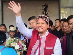 Meghalaya Political Crisis: రాజీనామా చేసిన మేఘాలయ సీఎం సంగ్మా, బీజేపీ మద్దతుతో ప్రభుత్వ ఏర్పాటుకు సిద్ధం!