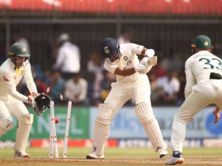 India vs Australia Indore Test: इंदूर कसोटीत भारताचा दुसरा डाव 163 धावांवर आटोपल्यावर ऑस्ट्रेलियाला विजयासाठी मिळालेल 76 धावाचं लक्ष्य त्यांनी सहज पार करत सामना 9 विकेट्सने जिंकला आहे.